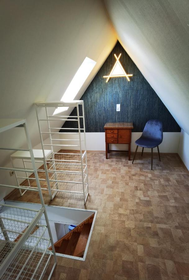 Gemuetliche Dachwohnung Mit Kleiner Oder Grosser Dachterrasse Nebeneinander Wolmirstedt Esterno foto