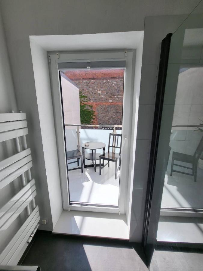 Gemuetliche Dachwohnung Mit Kleiner Oder Grosser Dachterrasse Nebeneinander Wolmirstedt Esterno foto